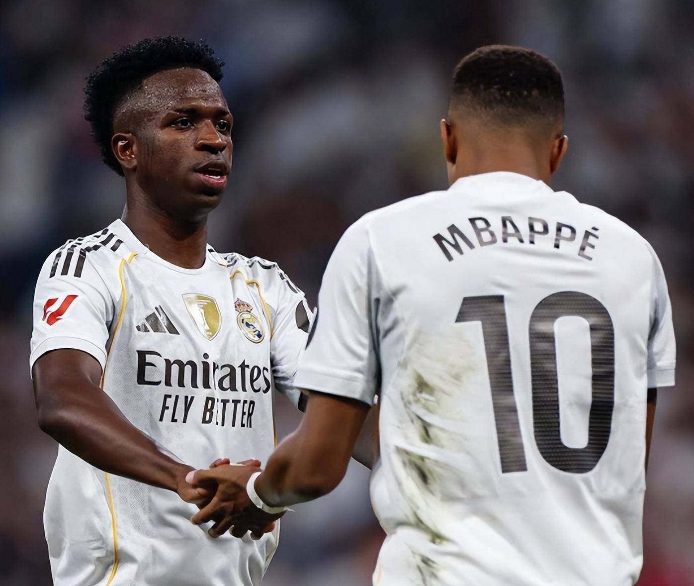 球速体育平台-皇马最大的麻烦是维尼修斯，阿韦洛亚有魄力与他“决裂”吗？