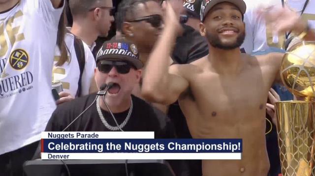 球速体育-冠军游行嗨翻天！马龙成湖人之父 约基奇：游行真香