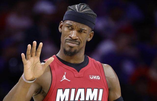 球速体育官方网站-【早报】莫雷诺下课，武球王机会来了？