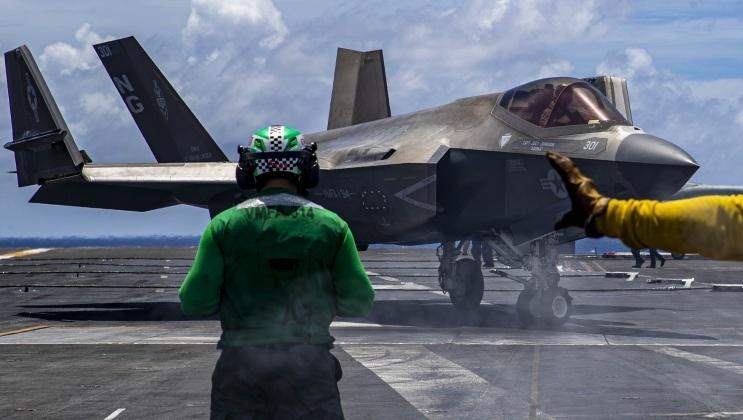 球速体育官方网站-美媒:美企公布SM-39剃刀六代机方案,极速达4马赫;看着就不靠谱