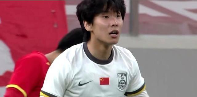 球速体育-杜月徵第38分钟进球 U23国足1-0击败越南 国足年轻一代很有希望